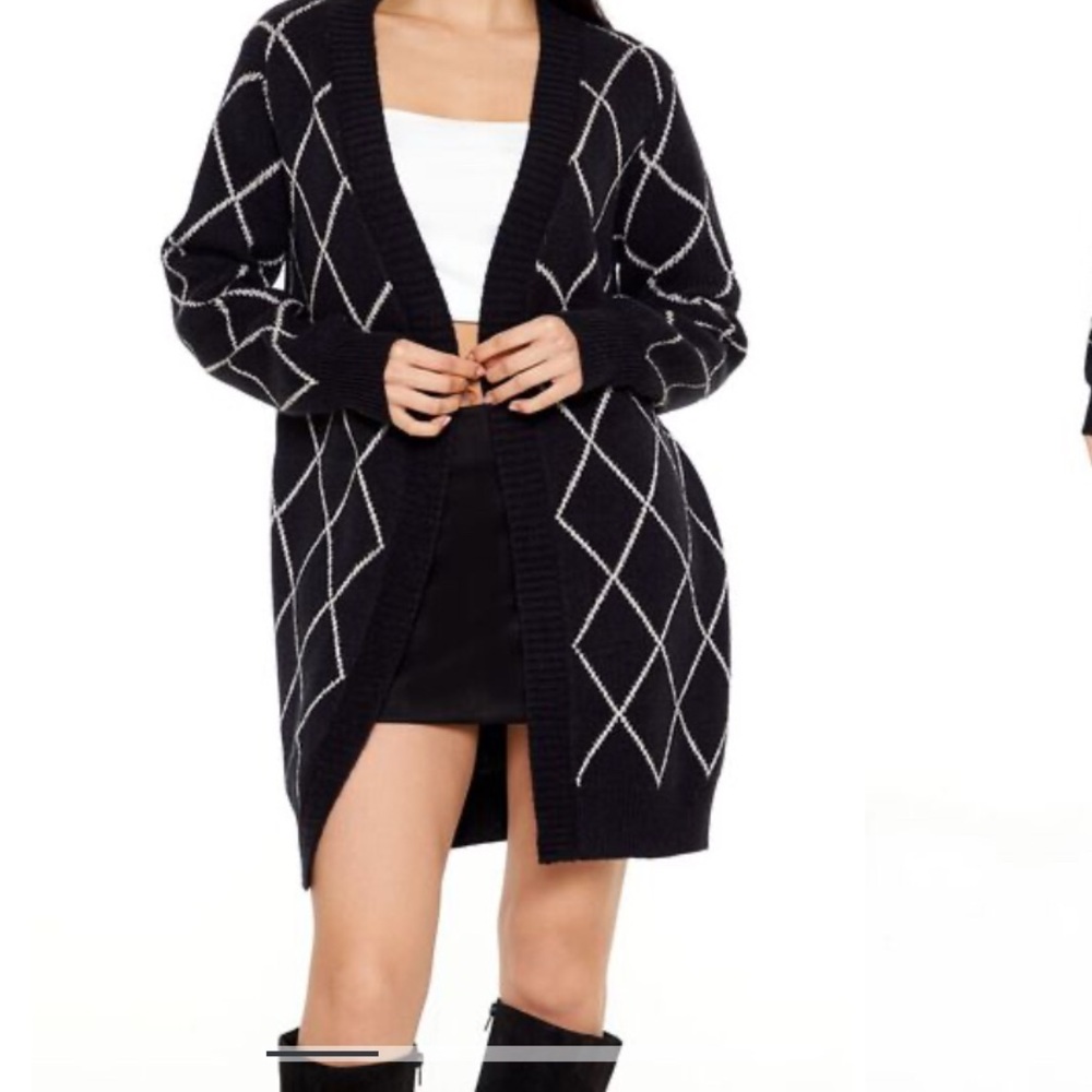 NWT FOREVER 21 Women's Black Diamond Pattern Longline Cardigan